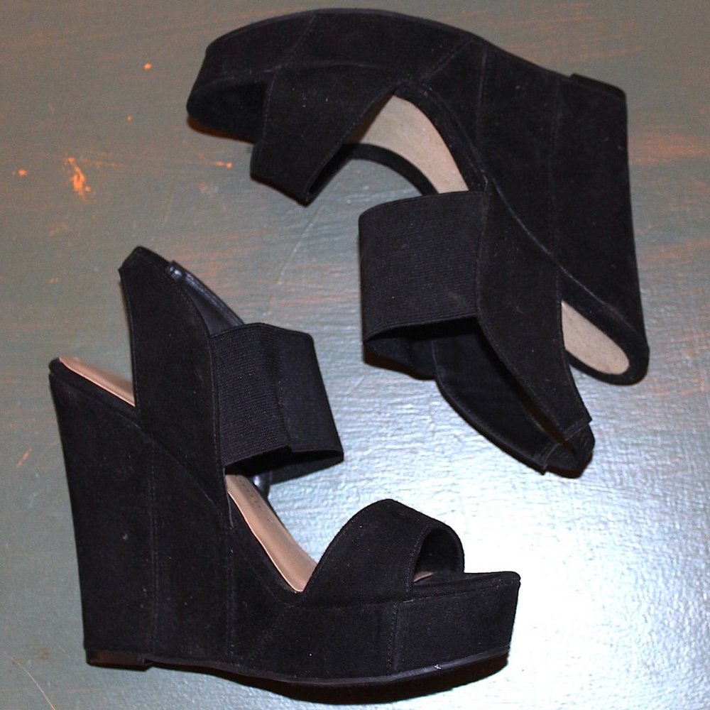 CHINESE LAUNDRY Black Suede Wedges NWOT